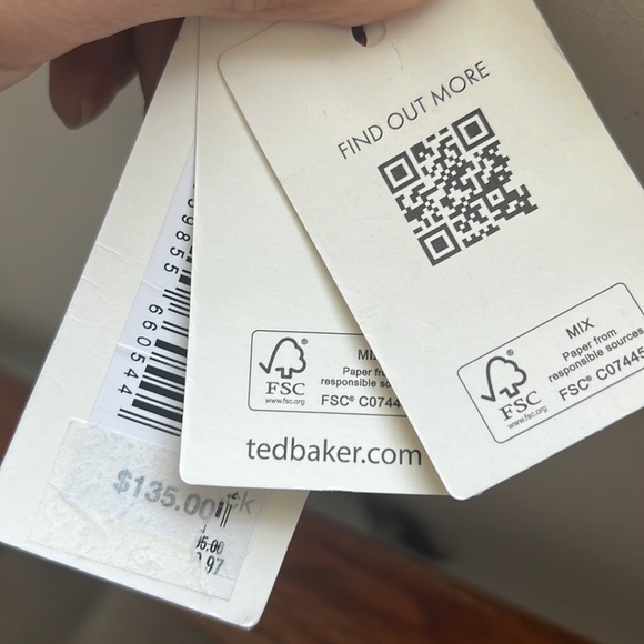 Ted Baker Flower Eyelet Large Zip Wallet - Picture 6 of 6